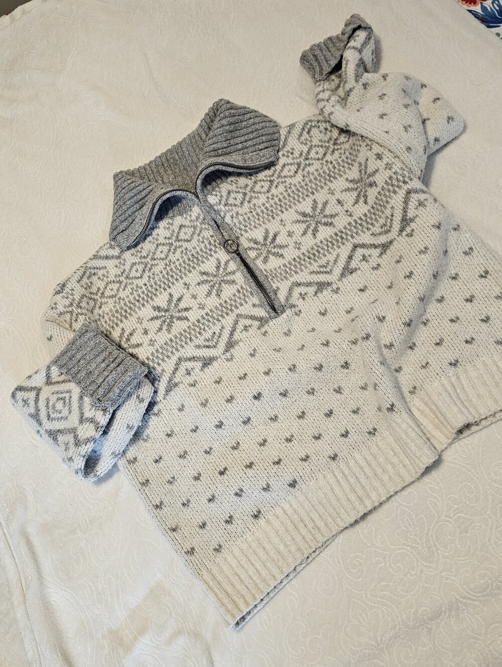 Pink Rose Women’s Medium Fair Isle Quarter Zip Sweater Gray Cream Snowflake